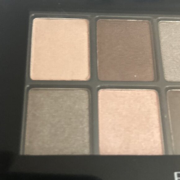 Revlon Colorstay Not Just Nudes Eye Shadow Palette #02 Romantic Nudes New Sealed - Picture 2 of 8
